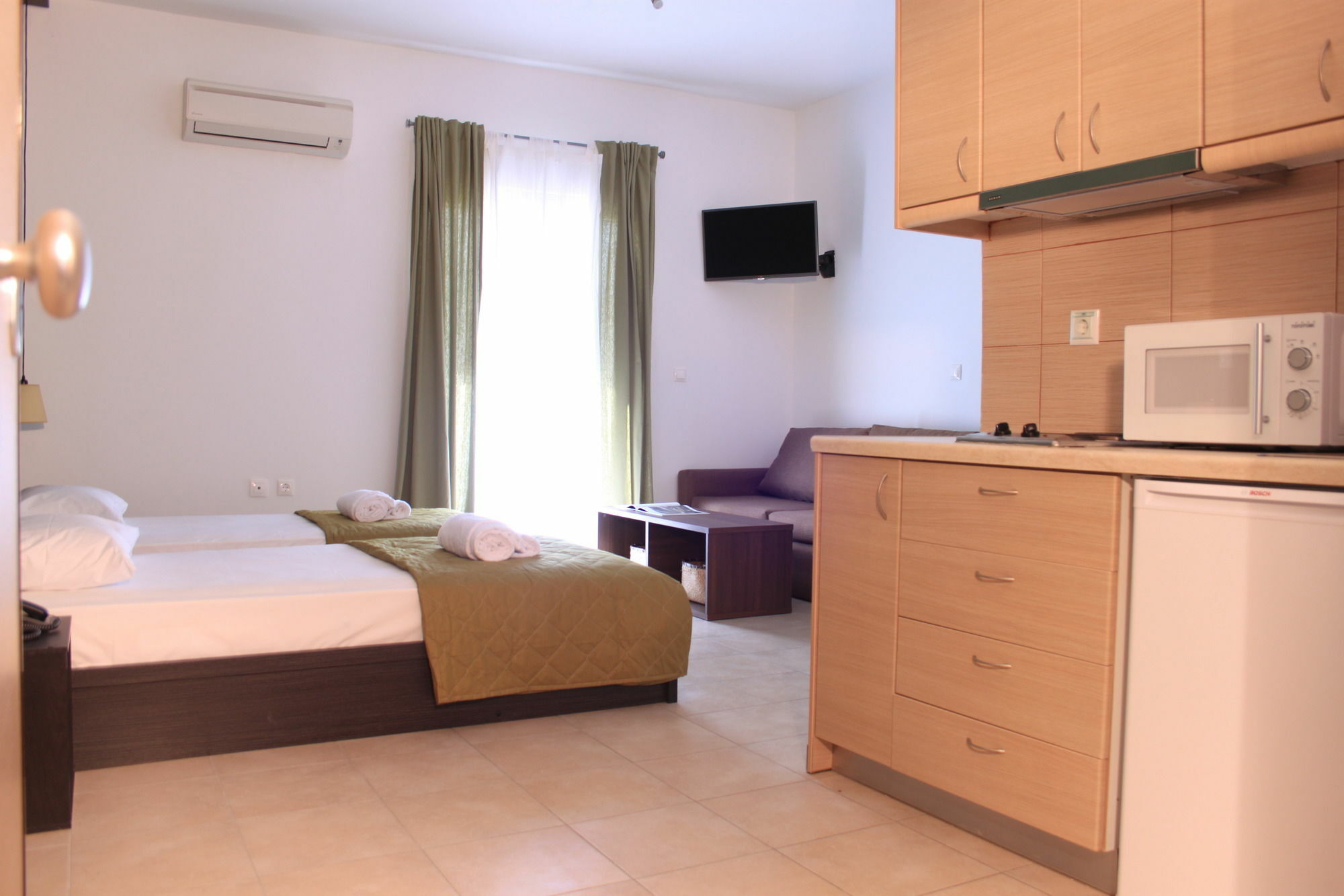 Krinis Apartments Rhodes City Exterior foto